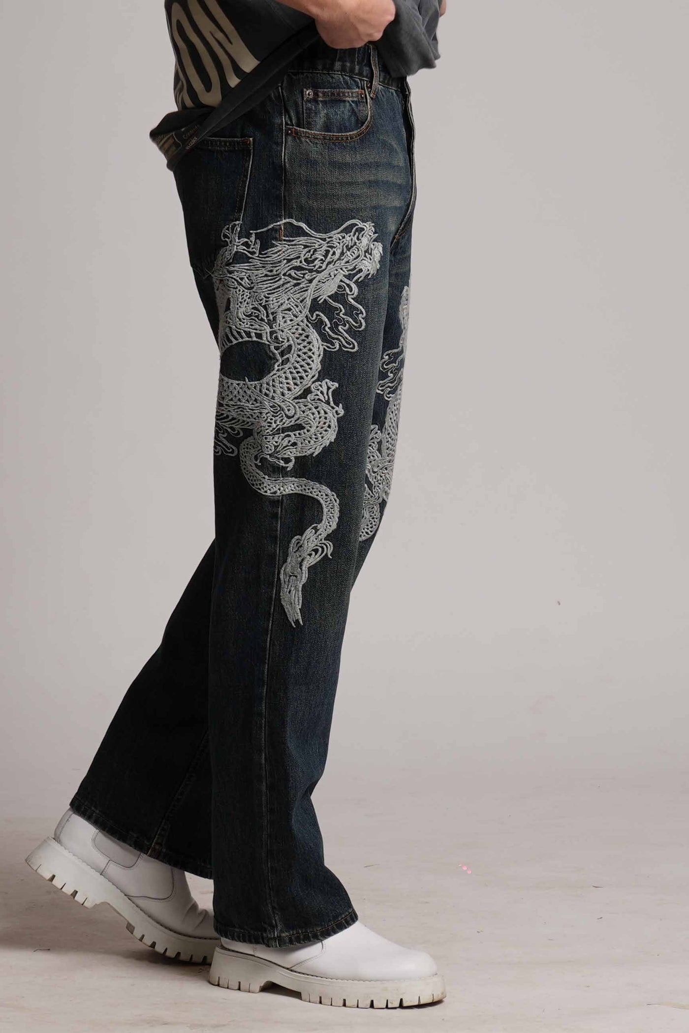 DRAGON EMBROIDERY UNISEX VALKYRE JEANS