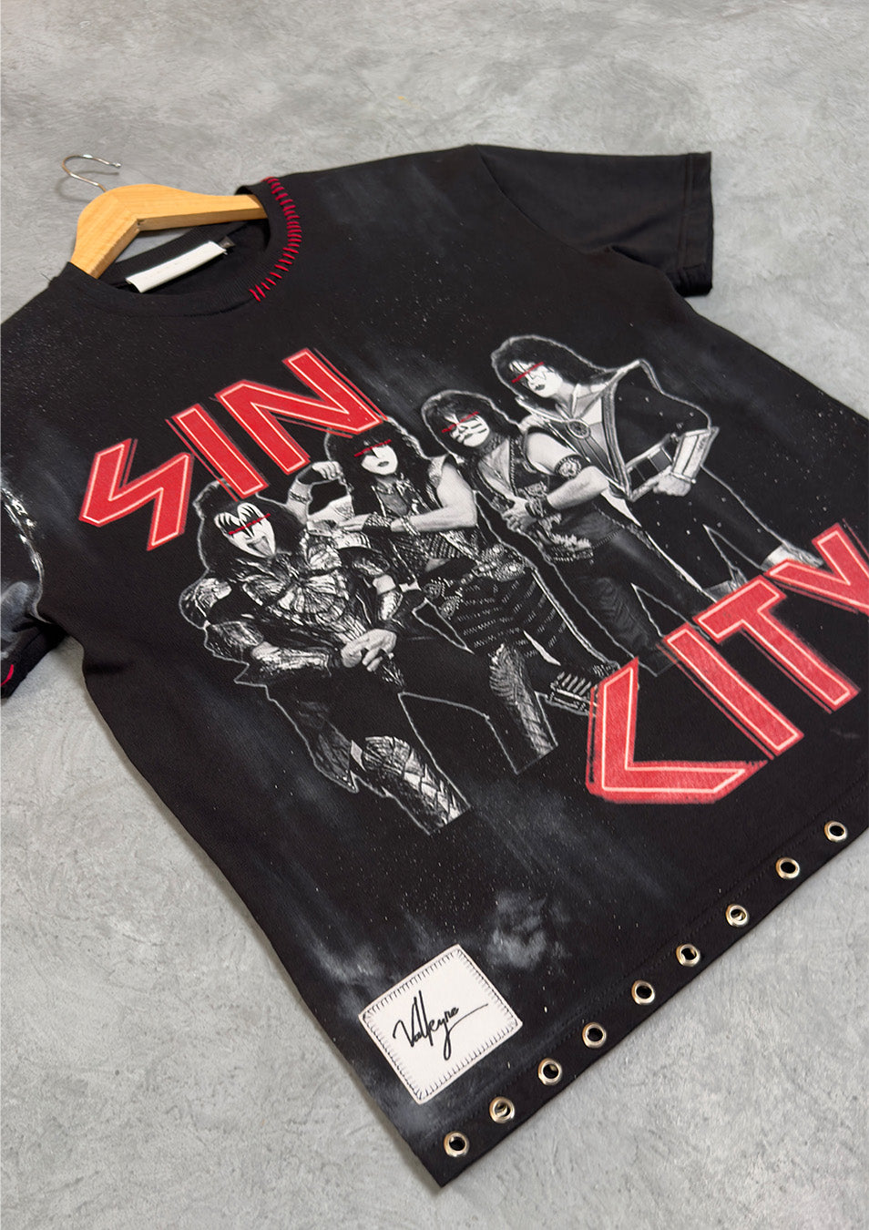 ‘WELCOME TO SIN CITY’ V1