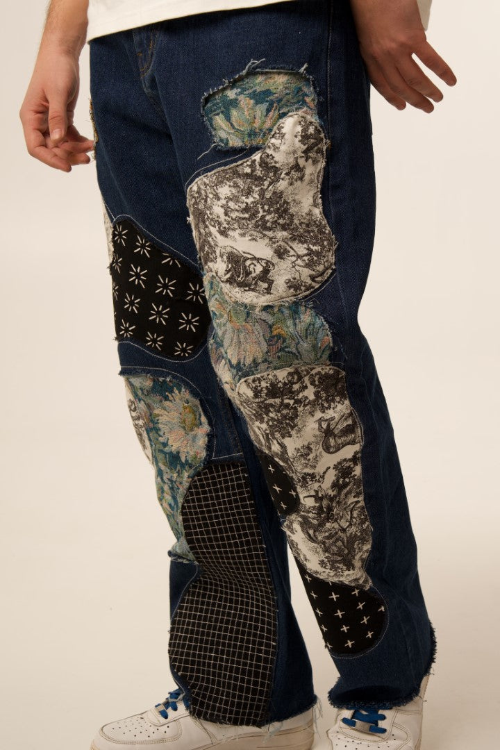 URBAN TAPESTRY VALKYRE JEANS