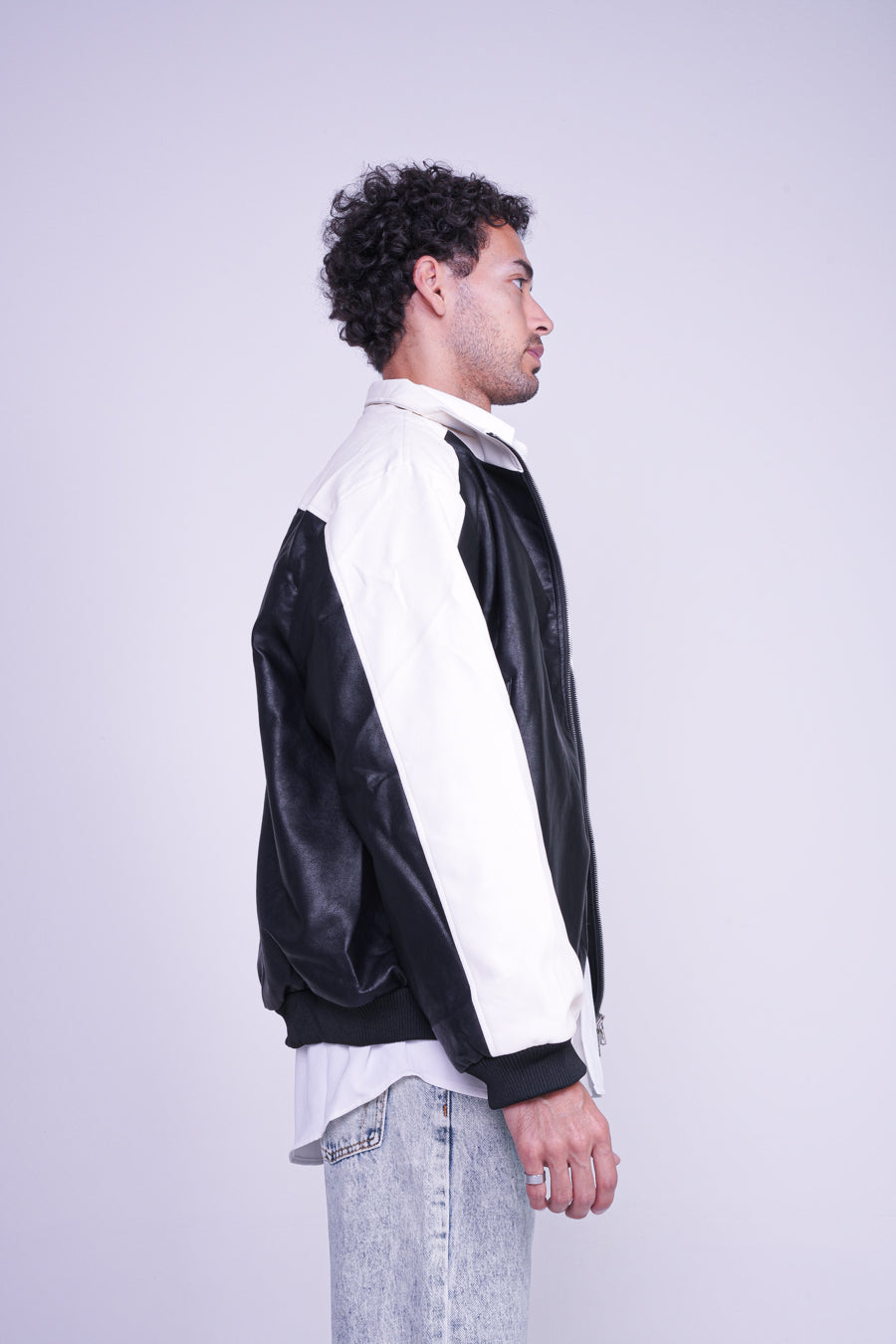 BLACK/WHITE UNIVERSITY ZIPPER JACKET