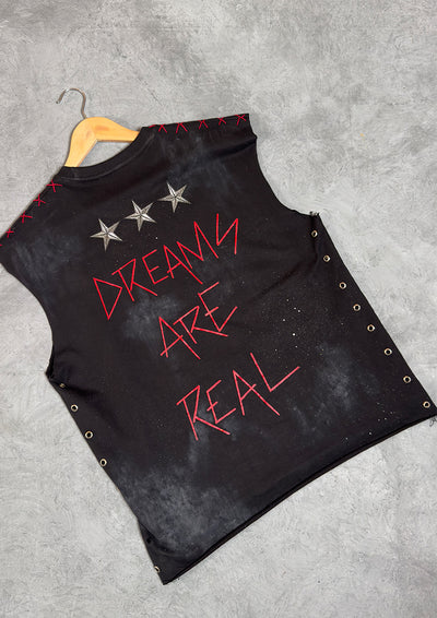 ‘PUNKS DON’T DIE’ V2